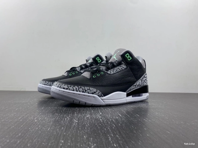 TBK 3 Glow Jordan CT8532-031 Green Air 0725